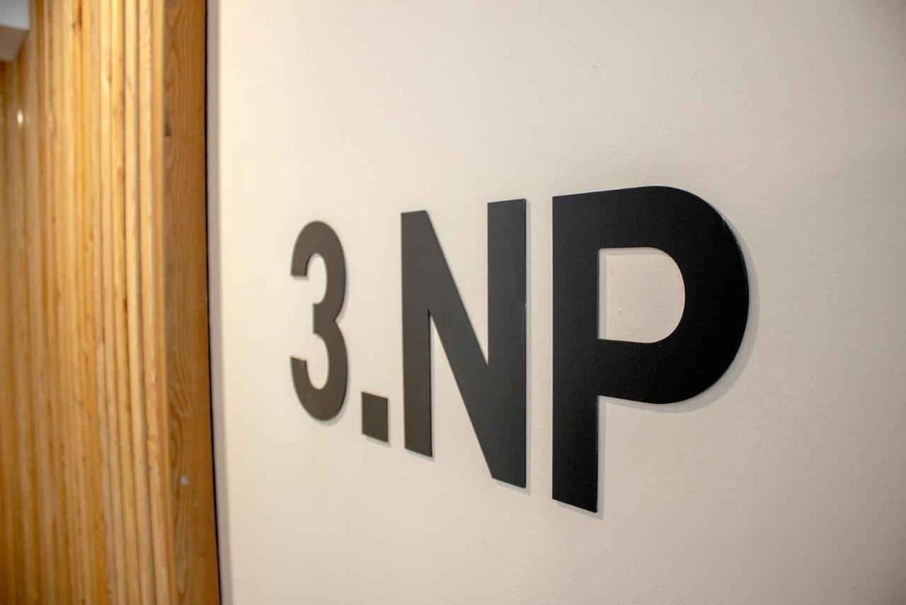 Enjoyharrachov - Atraktivni Slunny Klimatizovany Apartman 14 V Centru Harrachova Se Saunou, Parkovanim, Wifi-Wlan, Sat, Herni Konzoli, Pc S Win 10, Netflix Zdarma A Moznosti Dobijeni Auta S Jedinecnym Vyhledem Na Certovu Horu Se Skokanskymi Mustky Dış mekan fotoğraf